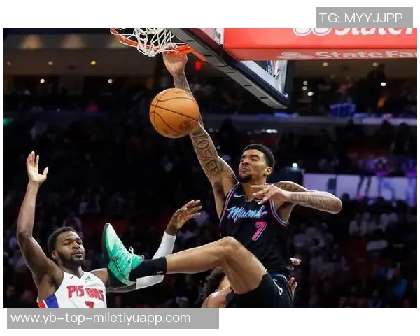 韦尔表现抢眼内线屏障助力球队场均145分145板展现统治力